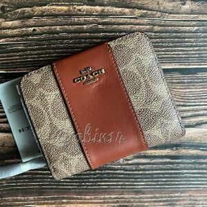 NWT Coach Small Bifold Coloblock Signature Tan Rust Wallet